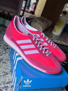 Adidas SL 72